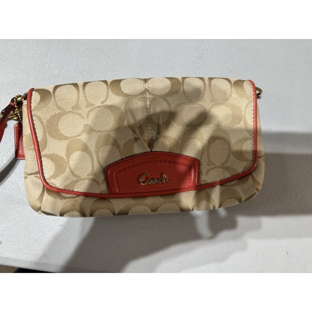 COACH Beige Orange Leather Wristlet Great Condition